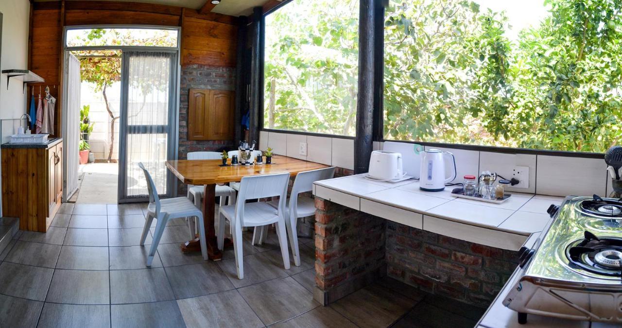 Palm Cottage - Colchester - 5Km From Elephant Park Екстериор снимка